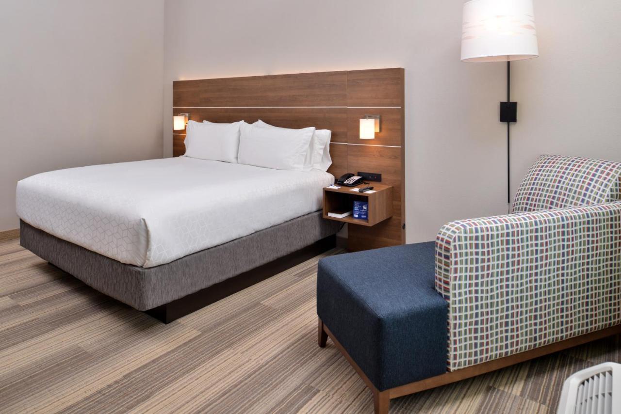 Holiday Inn Express Melbourne West By Ihg West Melbourne Exterior foto